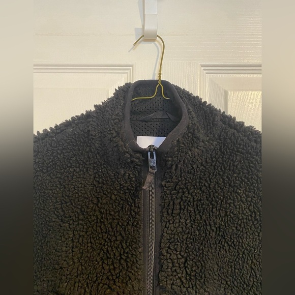 TNA Black Sherpa Fleece Zip-Up Jacket Women’s XS - Picture 5 of 8